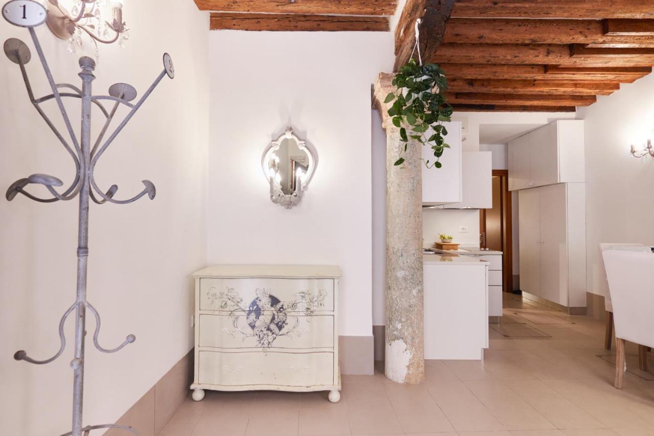 Rialto Apartment Near The Grand Canal Ac Wifi Venedig Exteriör bild